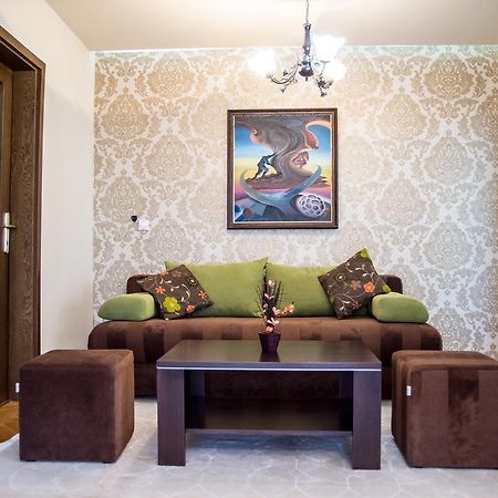 Villa Alexander Skopje Ngoại thất bức ảnh