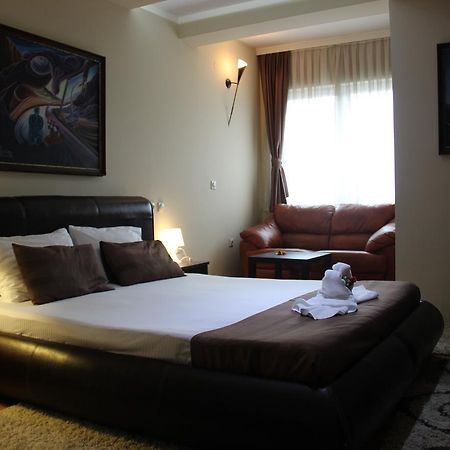 Villa Alexander Skopje Ngoại thất bức ảnh