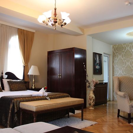 Villa Alexander Skopje Ngoại thất bức ảnh